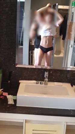 模特身材美腿亚裔一线天粉穴健身婊「kgonly」OF大尺度性爱私拍 绿帽3P、按摩推油、狂野车震 截图14