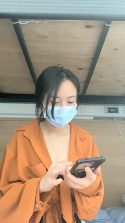真实三甲医院，【爱聊就约】，美乳护士~真实病房宿舍 截图11