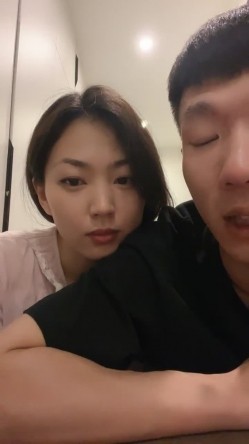 真是恩爱的一对啊，【情侣】【胸怀碧水】（10天）合集，御姐与骚男天天做爱 ，良家风格，浓情蜜意 截图2