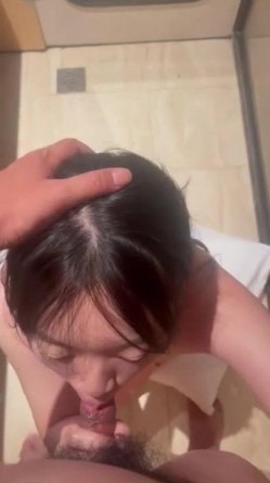 湖南高颜值小姐姐刚结婚一年 就被调教成了骚母狗必须狠狠内射 截图2