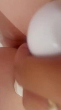 湖南高颜值小姐姐刚结婚一年 就被调教成了骚母狗必须狠狠内射 截图10