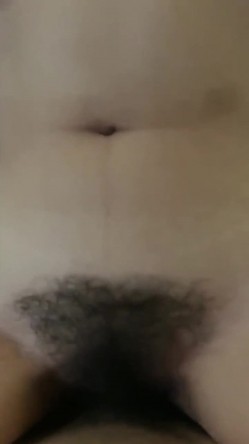 约大学美眉啪啪 没有男朋友 没这样操过 我不骗你 吃鸡舔菊 女上位 完整版 截图3