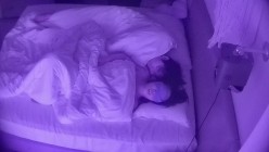酒店偷拍百褶裙眼镜骚货与性瘾男睡到半夜都要起来操一炮接着睡 截图10