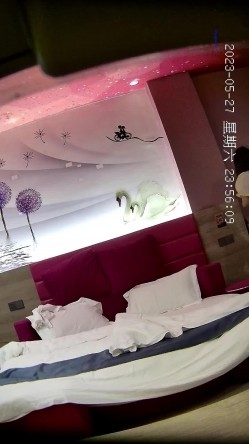 精品酒店高清偷拍 ️榜一大哥约啪主播奈何体力不行不洗澡被嫌弃对白精彩 截图1