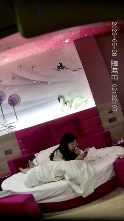 精品酒店高清偷拍 ️榜一大哥约啪主播奈何体力不行不洗澡被嫌弃对白精彩 截图12