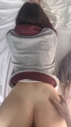 私密电报群门槛福利推特大神【BB哥】私拍全集，学生妹、模特、少妇露脸各行各业还带哥们玩3P，人生赢家 截图8