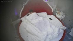 酒店情趣房偷拍 圆脸可爱少妇被精壮纹身猛男按床上疯狂折腾不断呻吟 截图14