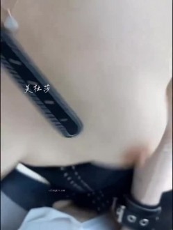 九头身性感御姐『luck淫妻美杜莎』新档 外出泡吧随机抓俩个单男洗手间啪啪 前后夹击 肏肿小穴颜射小嘴 截图16