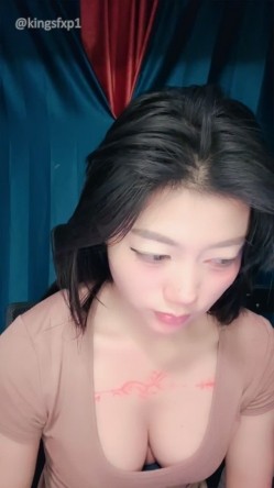 良家G乳御姐【新人桃子】超级蜜桃大美臀 劲爆骚舞 大屌贴脸坐骑爆插喷水 这股骚劲来十个男人都驾驭不了她 截图5