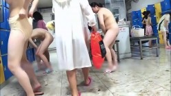 野鸡大学澡堂 截图3