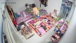 10月最新流出【破解摄像头】 ️监控下的女生宿舍日常洗澡换衣服 截图5