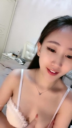 温婉女神，强烈推荐，【甜梦雪】颜值高的离谱，看一眼就让人迷恋 截图5