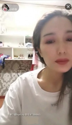 【不不不】高颜值美少妇穿着透明丝布跳这舞若隐若现诱人 截图13