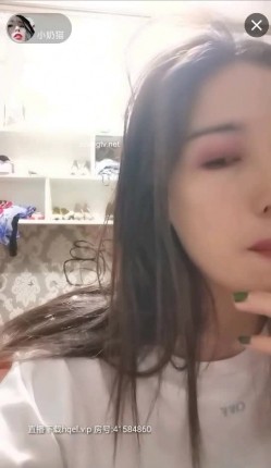【不不不】高颜值美少妇穿着透明丝布跳这舞若隐若现诱人 截图14