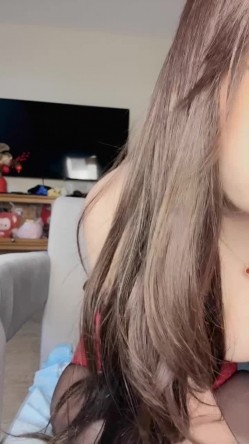 黑丝肥臀巨乳白虎御姐【时薇】破损丝袜自慰 肥鲍干肿欲求不满 截图2