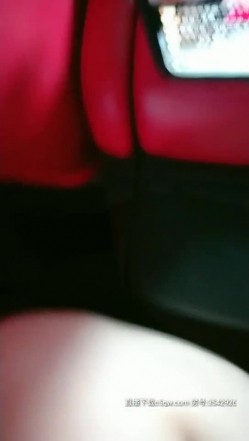 娇滴滴骚货『小奶猫』饥渴发骚 户外勾搭宝马男激情车震 无套女上骑乘 美乳乱颤 顶操内射 高清源码录制 截图11