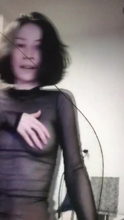 风韵犹存 ️-38岁人妻- ️ 阿姨很色，骚骚的下体掰开等你来舔 截图10