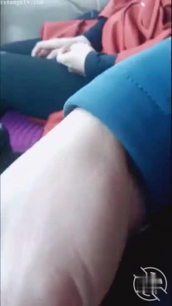 乱伦网站 超牛大神带坏兄弟乱伦小表妹+ 乱伦 极品教师大姨子后续2带着大姨子车震 截图2