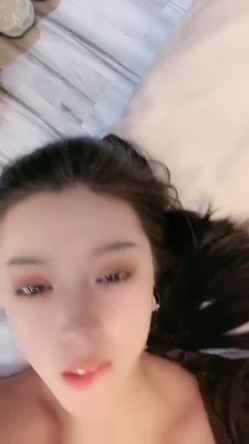极品车模美女下海！3小时激情操逼！特殊视角猛怼骚穴，骑乘位爆操扣菊花，第一视角后入，小穴湿哒哒 截图6