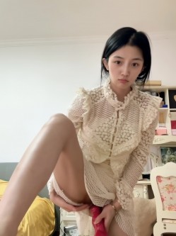 清纯绝美反差婊紫薇吃鸡让人欲罢不能 截图3