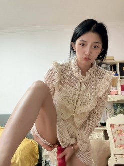 清纯绝美反差婊紫薇吃鸡让人欲罢不能 截图4