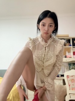 清纯绝美反差婊紫薇吃鸡让人欲罢不能 截图5
