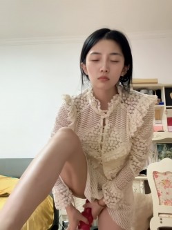 清纯绝美反差婊紫薇吃鸡让人欲罢不能 截图6