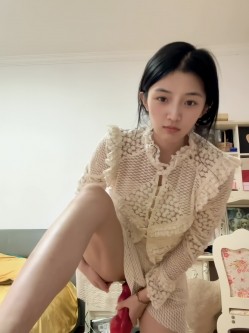 清纯绝美反差婊紫薇吃鸡让人欲罢不能 截图11