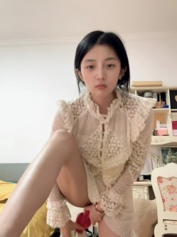 清纯绝美反差婊紫薇吃鸡让人欲罢不能 截图13