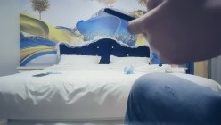 七天探花_高价网约外围小姐姐，镜头前特写掰B调情，床上多姿势啪啪 截图3
