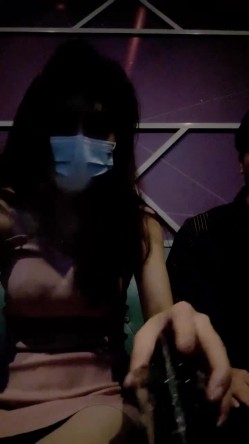 【狐狸不是妖啊】宝马御姐 与金主楼道露出野战 户外车震 双女自慰道具爆浆 截图8