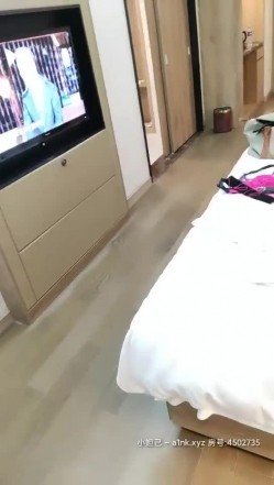 瑶瑶kiyomi高颜值骚气妹子情趣装双马尾啪啪，带口塞特写后入屁股跳蛋震动自慰 截图8