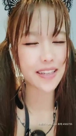 瑶瑶kiyomi高颜值骚气妹子情趣装双马尾啪啪，带口塞特写后入屁股跳蛋震动自慰 截图11