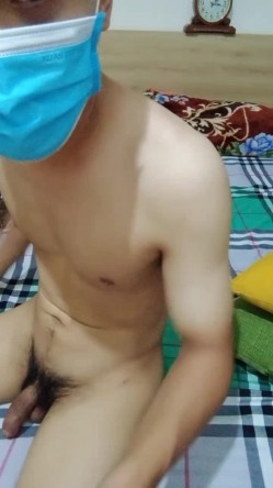 敞亮的小少妇露脸跟小哥在家激情啪啪给狼友看，全程露脸让小哥舔逼她玩鸡巴，让小哥压在身下边亲边草内射 截图15