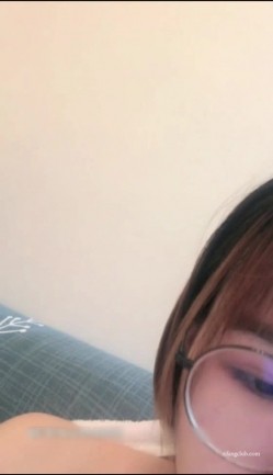 【是妹妹太迷人】极品骚妹下海挣点零花和炮友啪啪秀,声音嗲的让人血液泵张，炮友都快被榨干了 截图16