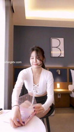 ️顶级身材，治愈系露脸女神【imjena.sis】室内外大尺度作品，各种日常露点全裸诱惑 截图8