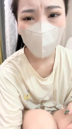 极品小野师妹牛仔裤，双道具自慰骚穴高潮喷水 截图14