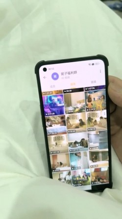 清纯邻家美少女【痞痞黑】奶子很漂亮身材极好诱惑男友被猛操美逼 主动吃鸡吧 截图14