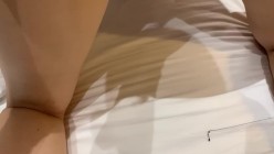 顶级翘臀健身御姐穿着黑丝渔网袜和白丝，被金主调教啪啪 截图10
