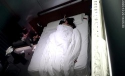 天眼31号房  高挑苗条的美女穿上丝袜 那视觉杀伤力直接拉满 足交口交69全上 超多肉戏 截图3