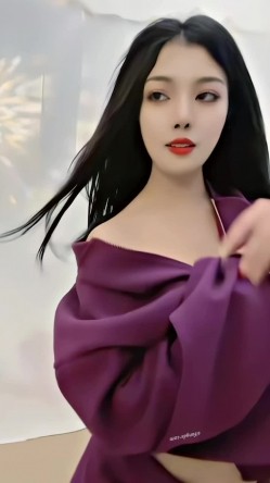 青春无敌，抖音风艺校美少女【杨晓花】定制福利，露脸露点，各种热门BGM裸舞 截图16