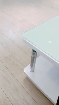 攻略自己的骚气老妈 对白精彩刺激，半推半就掏出大鸡巴无套插入骚穴，激情狂操内射 截图4