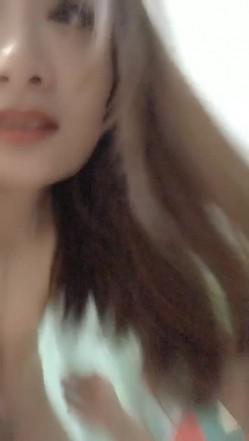 毛毛浓密苗条少妇双人啪啪第二部 从下往上视角后入抽插一直说骚话 截图8