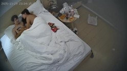 酒店偷拍 连续两天入住情侣气质甜美又身材不错的美女喜欢上位榨取男友精液 截图4