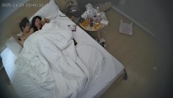 酒店偷拍 连续两天入住情侣气质甜美又身材不错的美女喜欢上位榨取男友精液 截图12