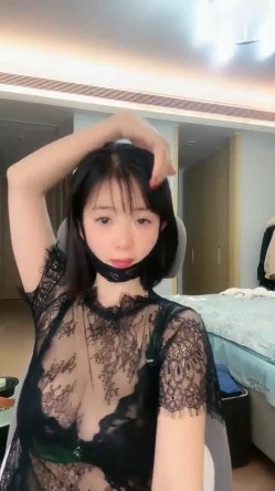 绿播下海！顶级G奶女神~【暖暖】扣穴自慰！绝对秒射，童颜巨乳！ 截图10