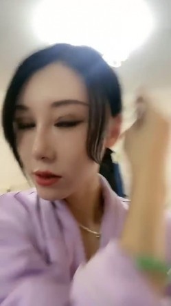 重磅！顶级御姐回归！很多网友在找的，仅有的一次做爱~【小水】，特色就是会喷水，骚气无人能敌，粉丝众多爱死她 截图12