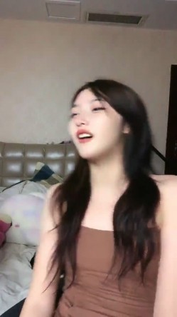 今年最美主播！商K女神下海！【破她处】性格爽快大方，满嘴黄色笑话，真想去成都给他来一发 截图4