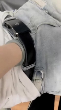 【陪我沦陷】超骚欲姐，极品美乳，户外裸奔，车震无套狂干，白花花的肉体尽情玩弄，推荐！ 截图3