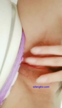 《果条果贷特别档》10个妹子逾期私密视频被曝光 还有几个颜值不错的少妇 截图10